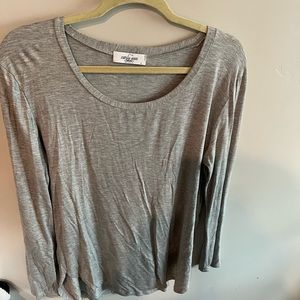 Carly Jean Los Angeles basic long sleeve